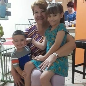 Meet your Posher, Sandra